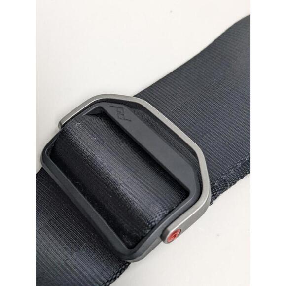 Peak Design 13" Everyday Messenger Camera Bag Charcoal Gray Photo Travel Work - Picture 6 of 9